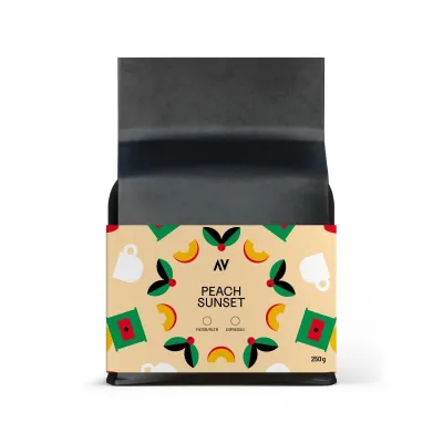 Peach Sunset 250 g – infúzovaná zrnková káva, broskyňový dizajn obalu ALTER-NATIV COFFEE