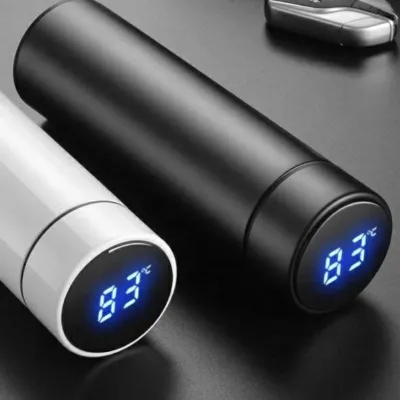 Červená termoska s LED teplomerom na viečku